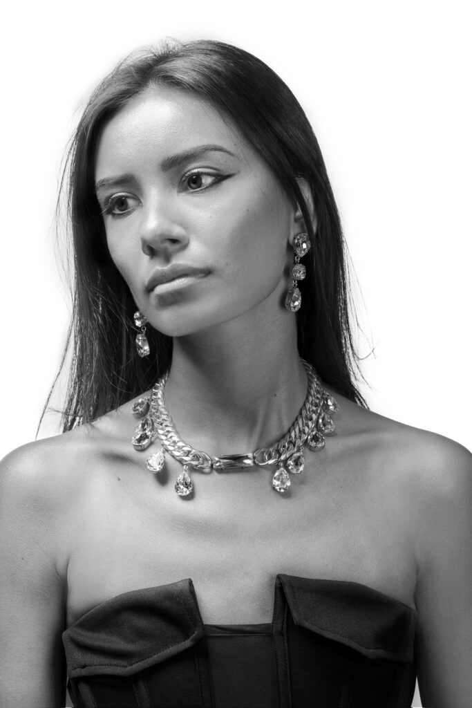 Shooting par Romane Jacquin pour la marque Aneida