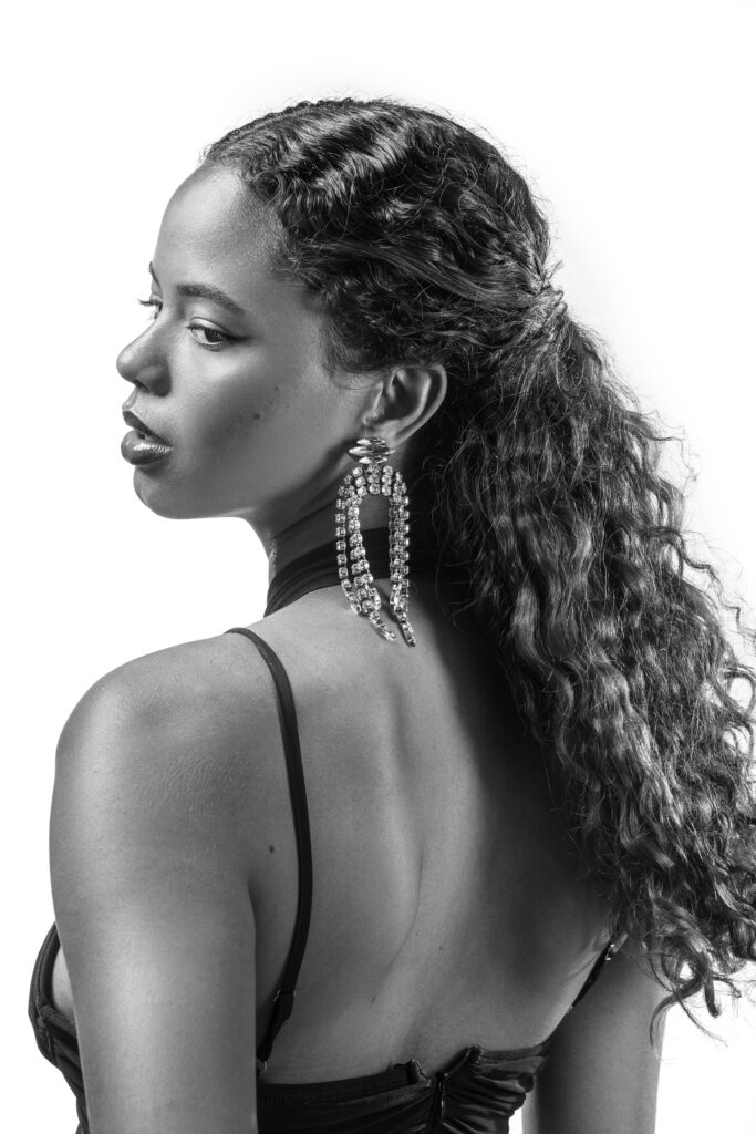 Shooting par Romane Jacquin pour la marque Aneida